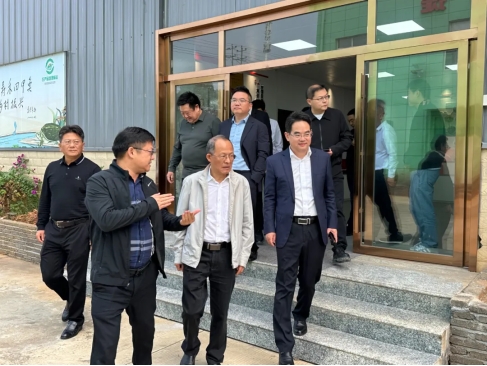 湖南省农业厅副厅长兰定国率队调研禾田甲